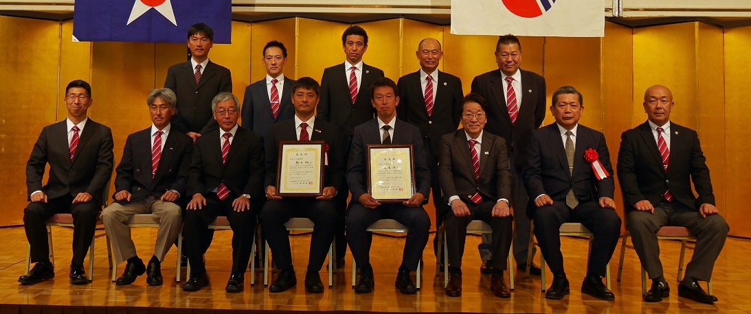 令和5年度 旭川市スポーツ協会表彰において、4名が表彰されました。