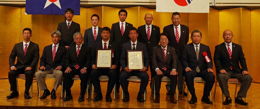 令和5年度 旭川市スポーツ協会表彰において、4名が表彰されました。